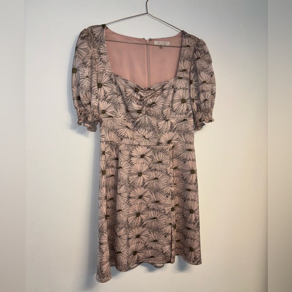 WAYF Light Pink Floral Mini Dress Womens size Large NWOT - Picture 6 of 9